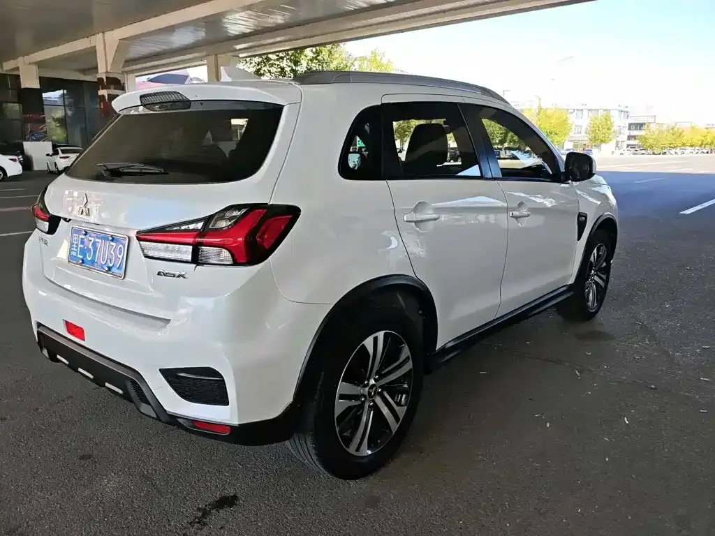Mitsubishi ASX — фото 9