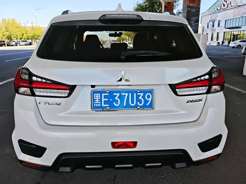 Mitsubishi ASX — фото 10