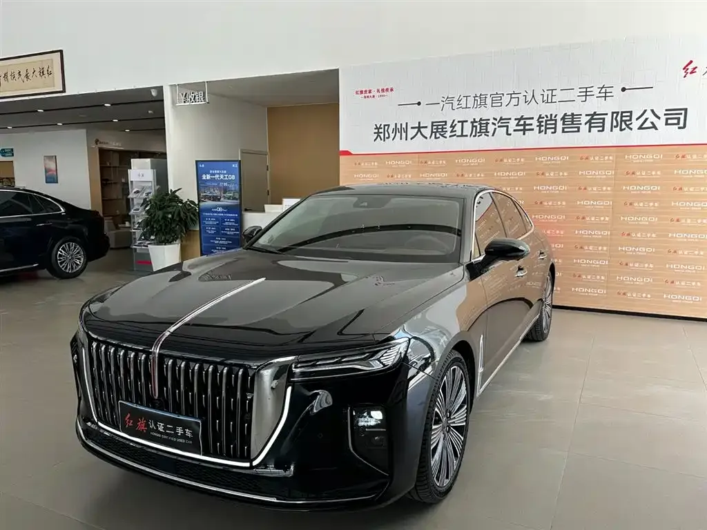 Hongqi H9 — фото 1