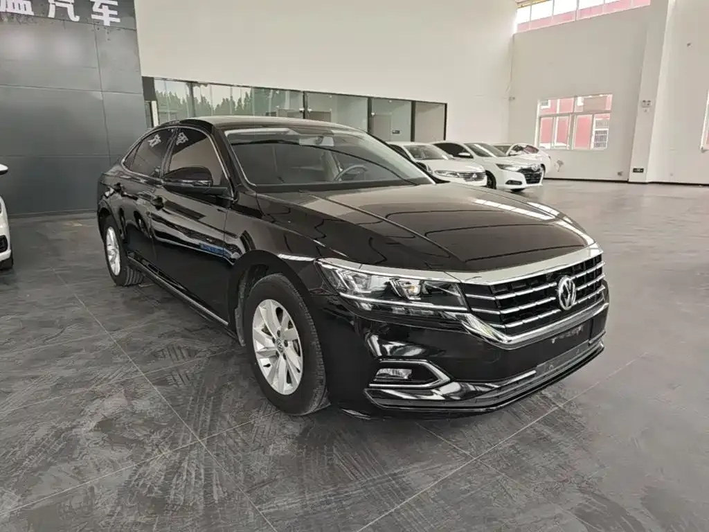 Volkswagen Passat — фото 3