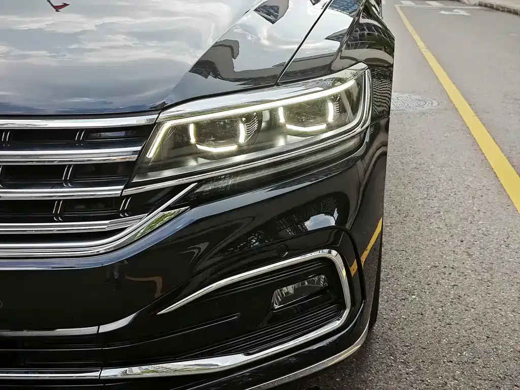 Volkswagen Phideon — фото 2
