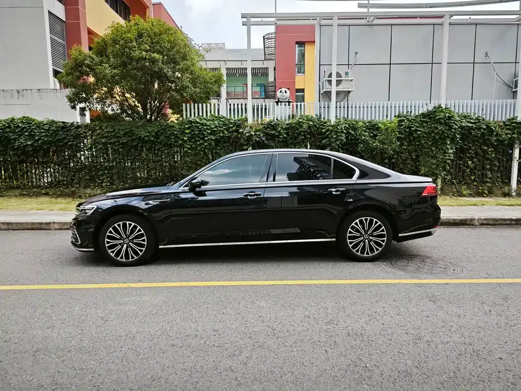 Volkswagen Phideon — фото 4