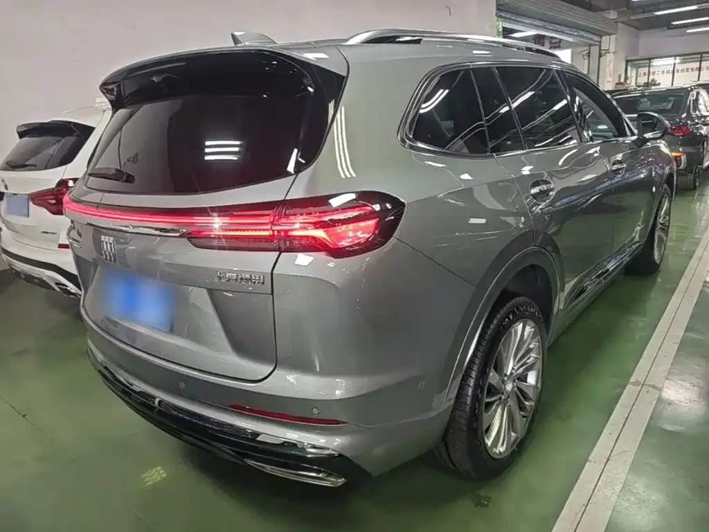 Buick Envision Plus — фото 10