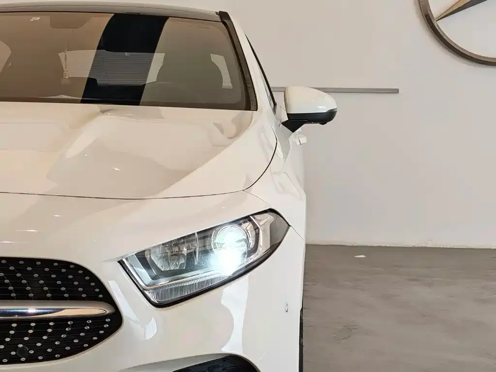 Mercedes-Benz A-Class — фото 10