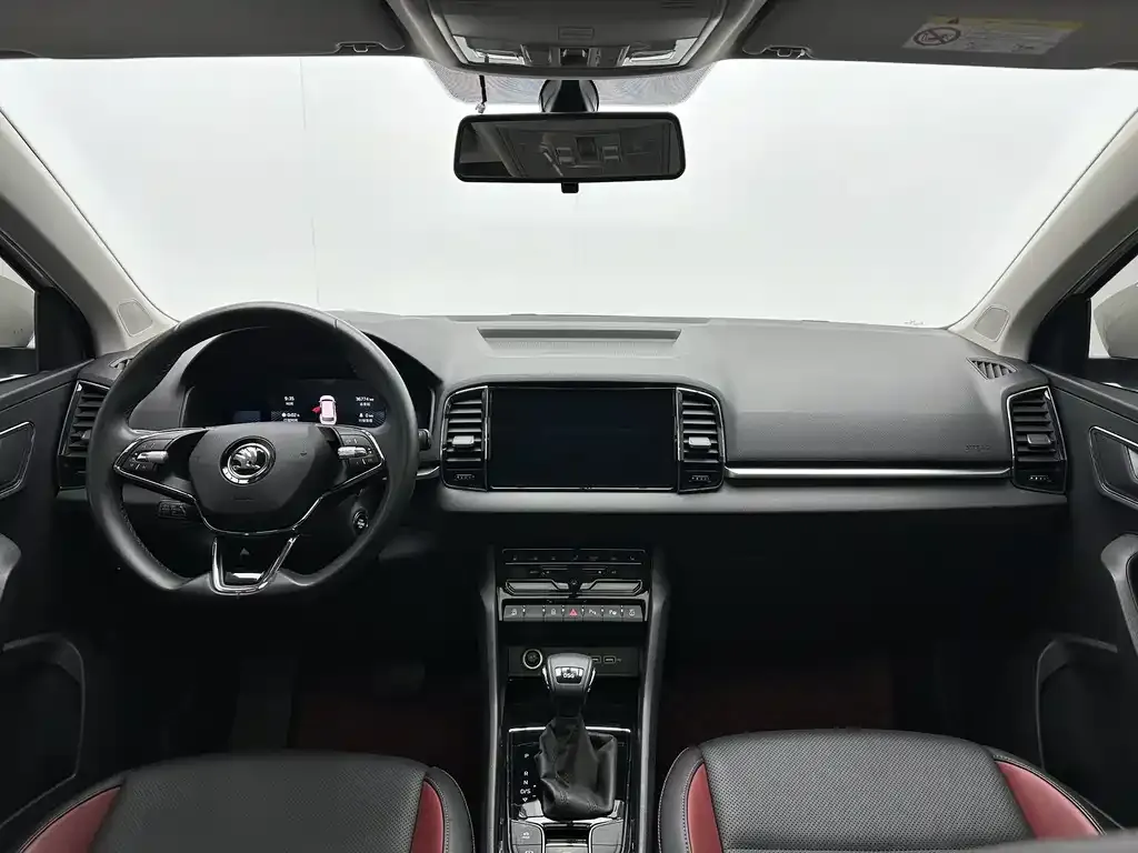 Skoda Karoq — фото 10
