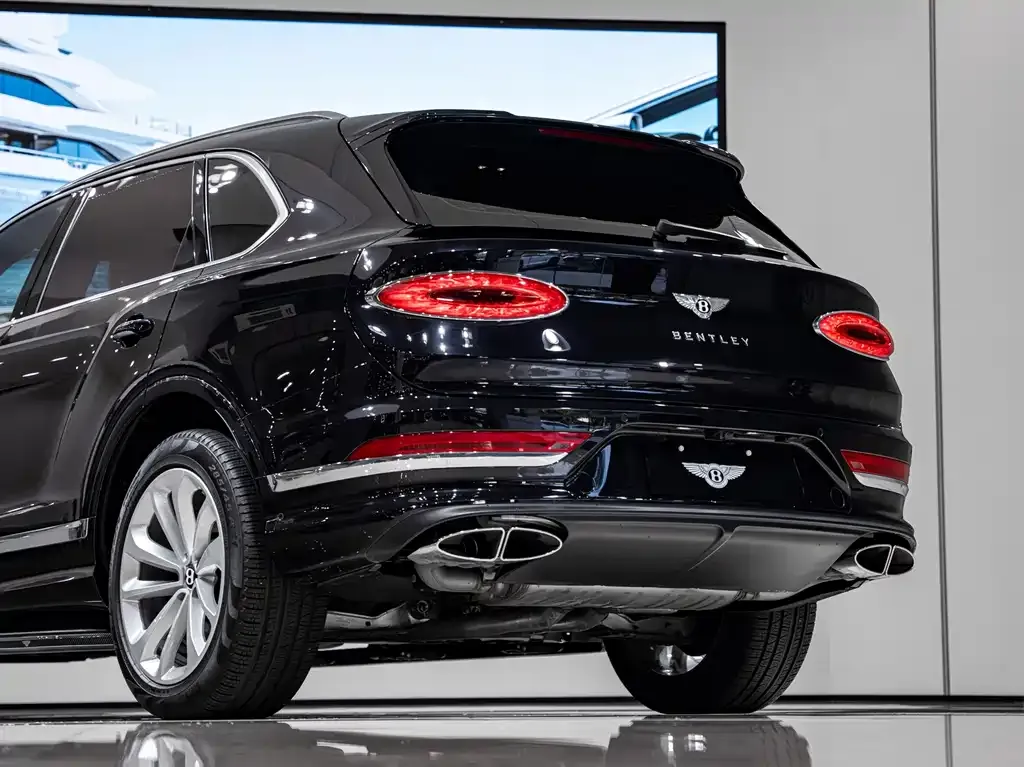 Bentley Bentayga — фото 7