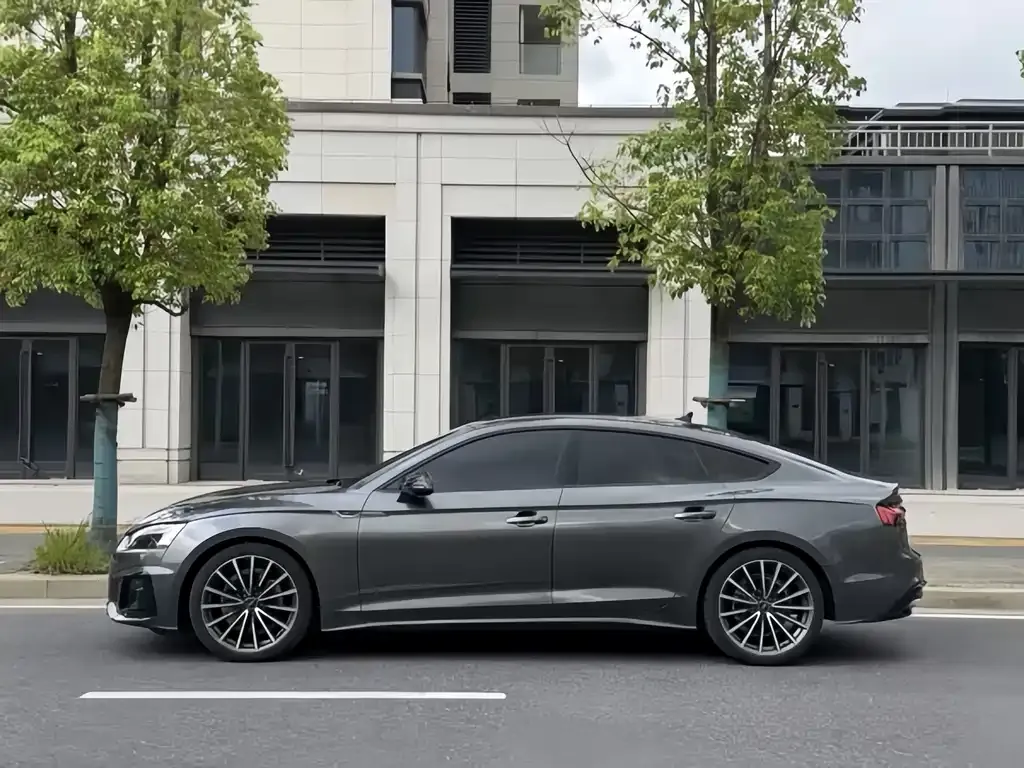 Audi A5 (Import) — фото 2