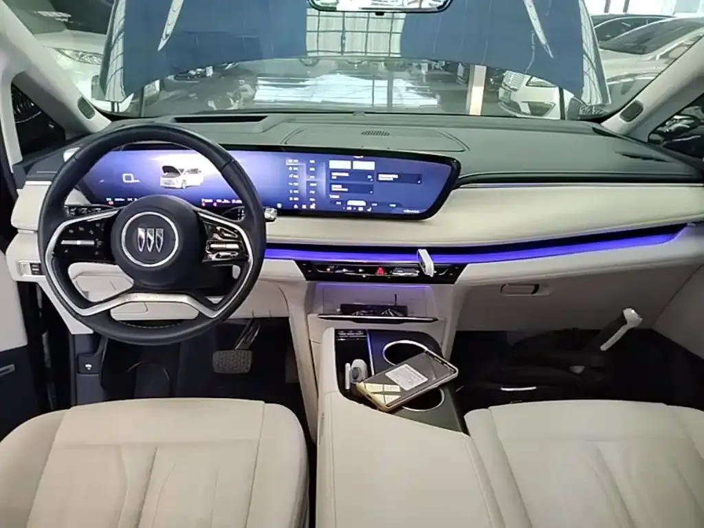 Buick GL8 Hybrid — фото 2