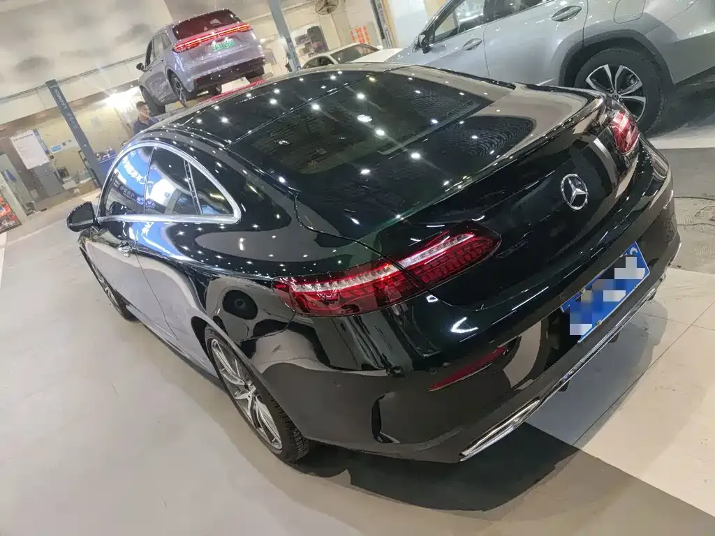 Mercedes-Benz E-Class (Import) — фото 5