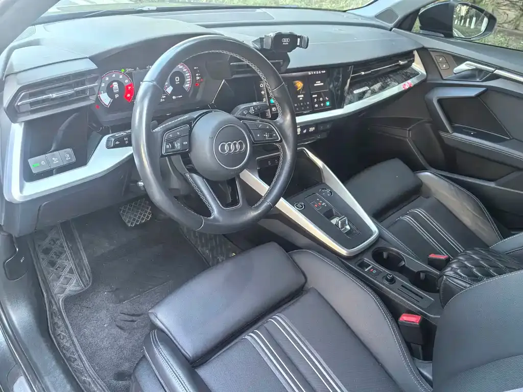 Audi A3 — фото 2