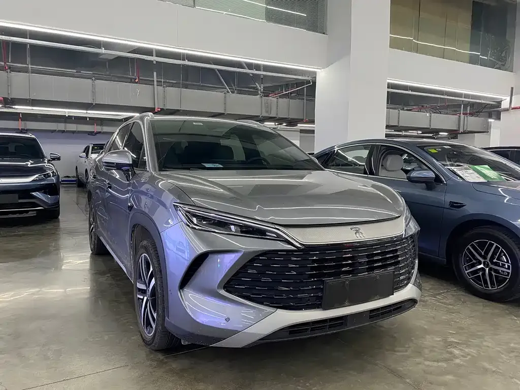 BYD L DM-i — фото 2