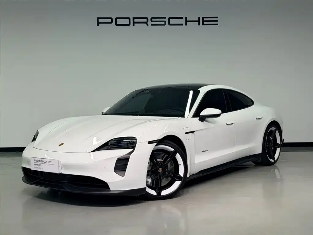 Porsche Taycan — фото 1