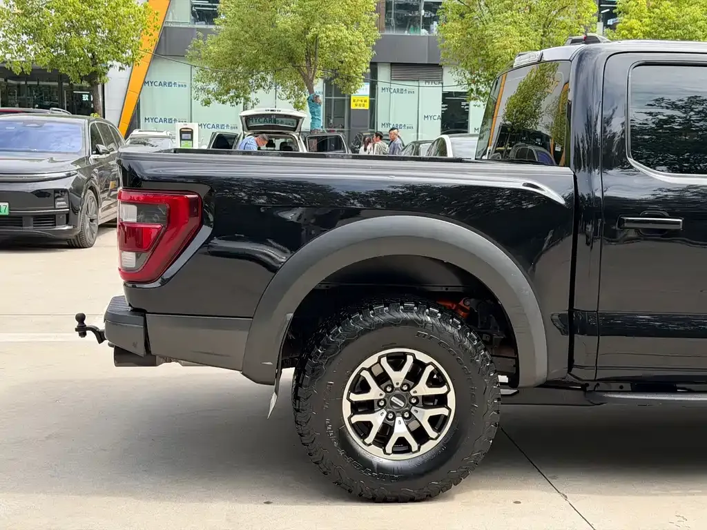 Ford F-150 Raptor — фото 7
