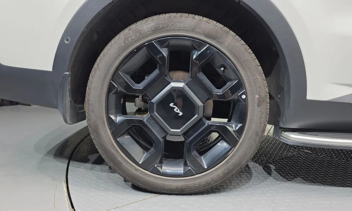 Kia Sorento — фото 5