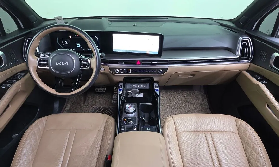 Kia Sorento — фото 8