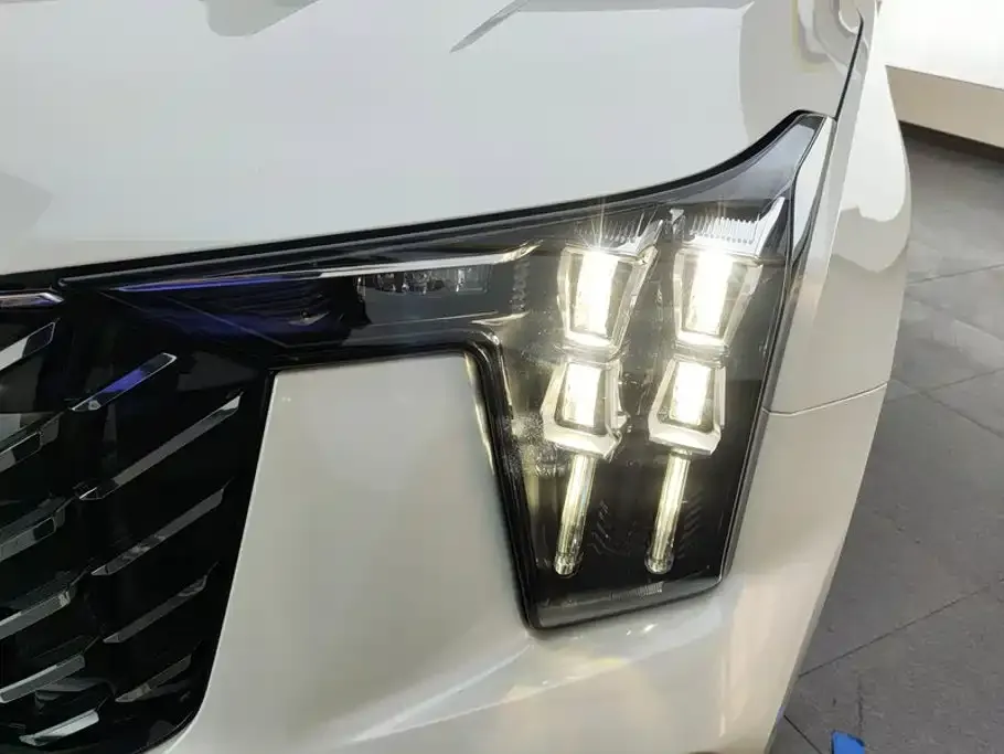 GAC Motor Trumpchi GS8 — фото 3