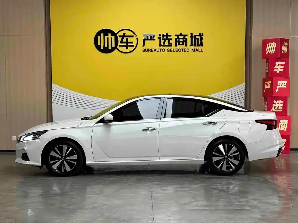 Nissan Teana — фото 4
