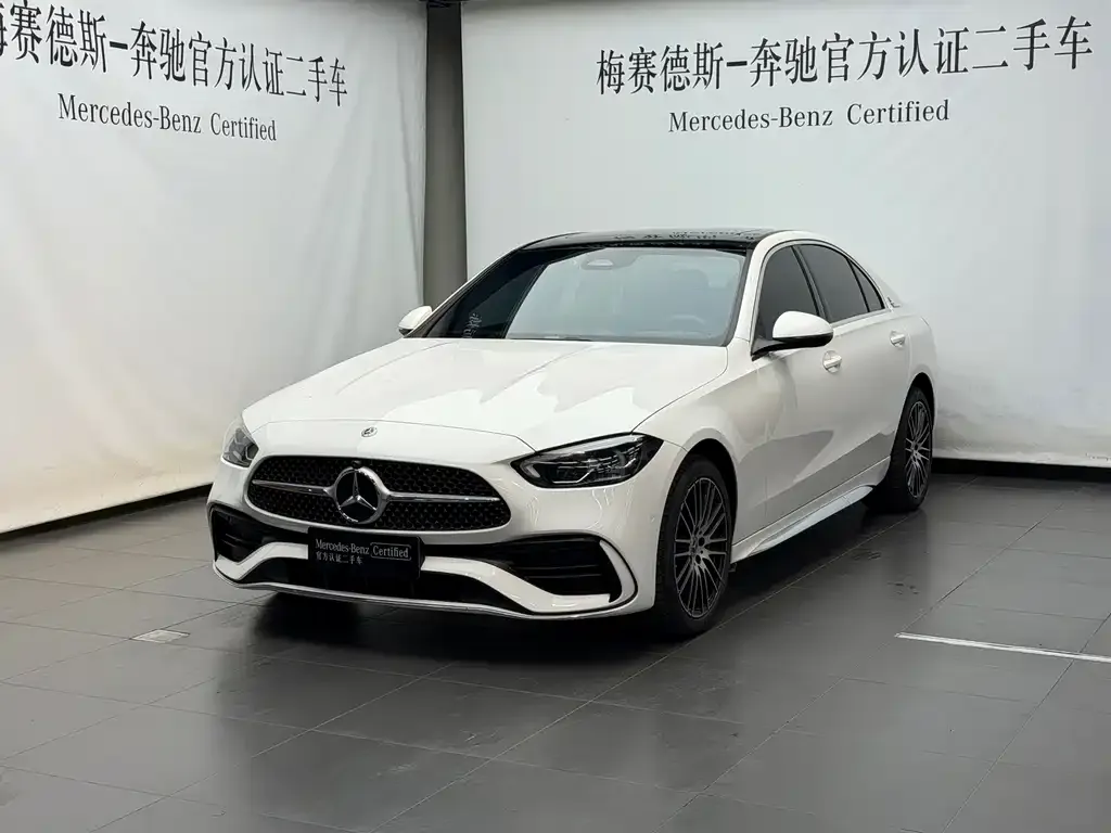 Mercedes-Benz C-Class — фото 1