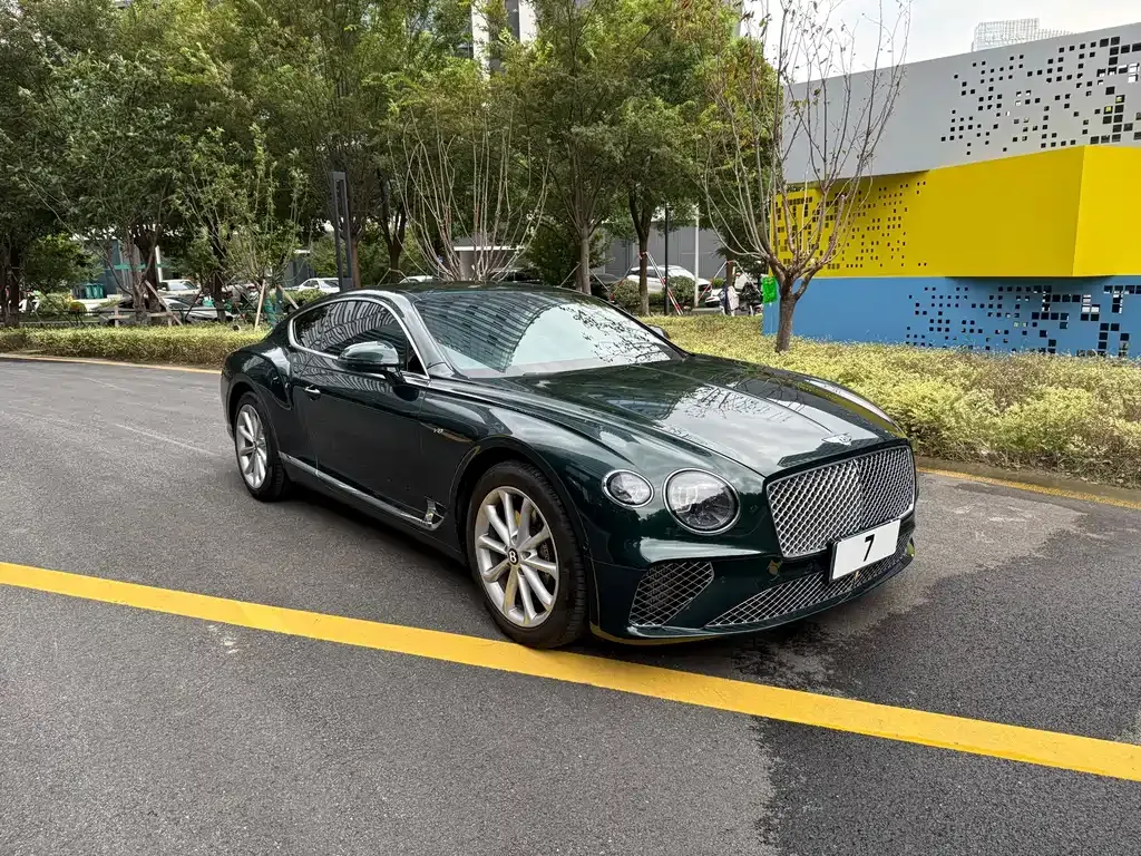 Bentley Continental — фото 1