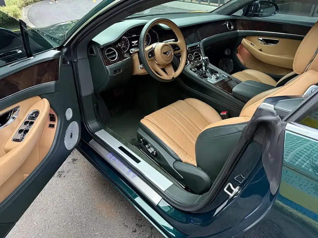 Bentley Continental — фото 9