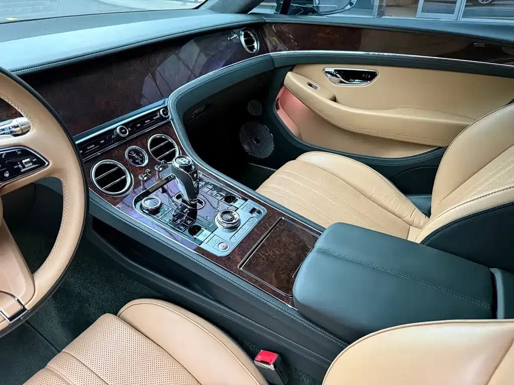 Bentley Continental — фото 4