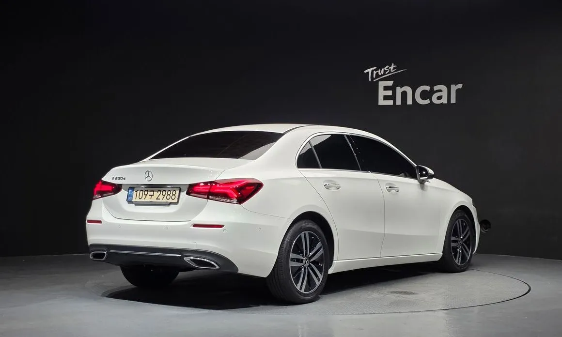 Mercedes-Benz A-Class — фото 6