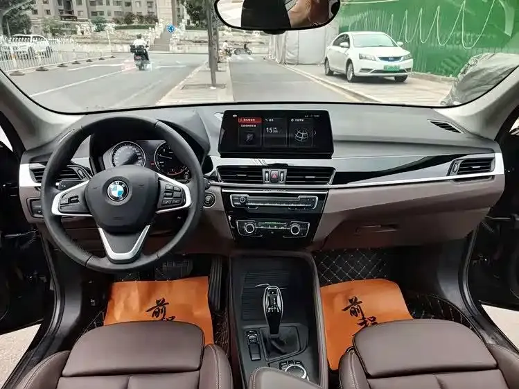 BMW X1 — фото 2