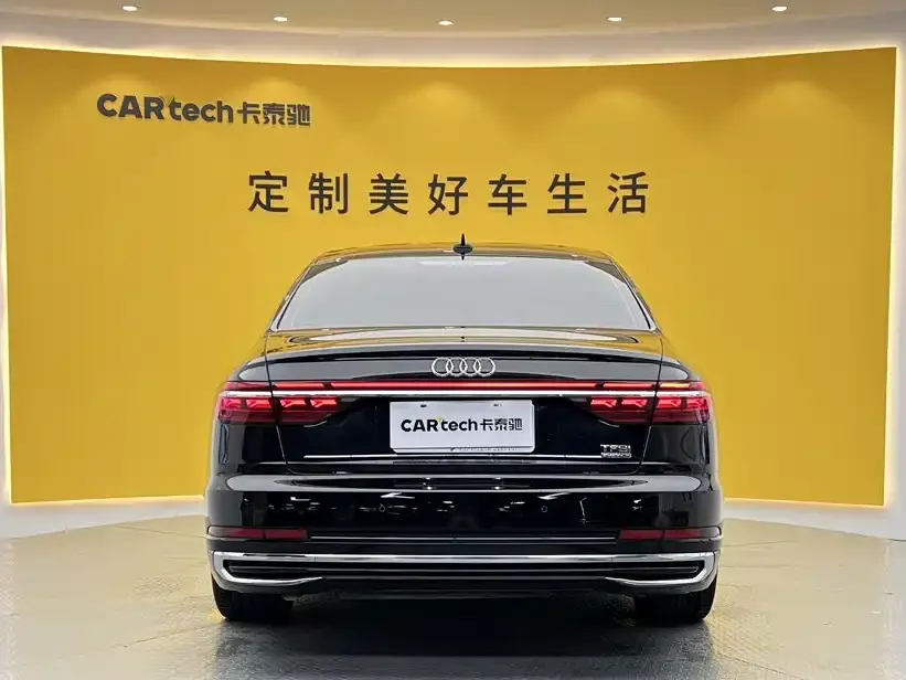 Audi A8 — фото 10