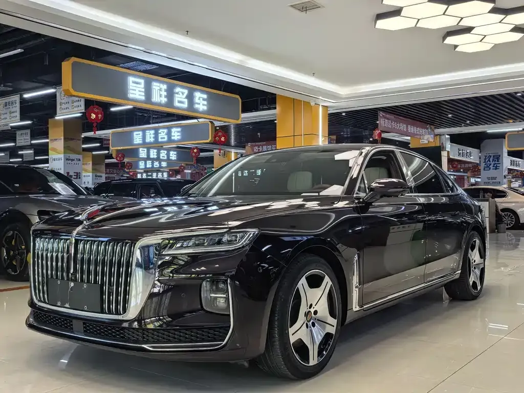 Hongqi H9 — фото 1