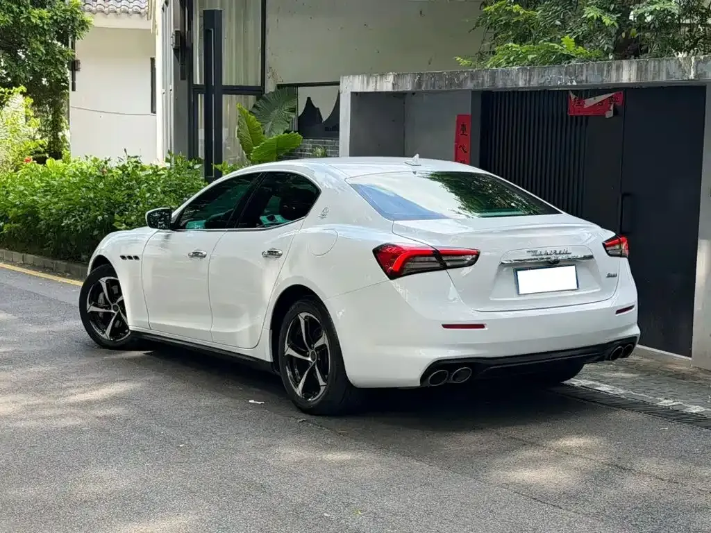 Maserati Ghibli — фото 3