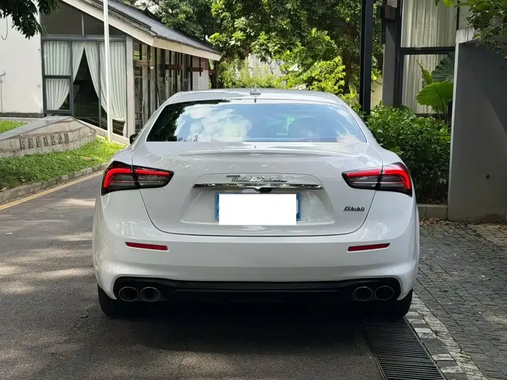 Maserati Ghibli — фото 9