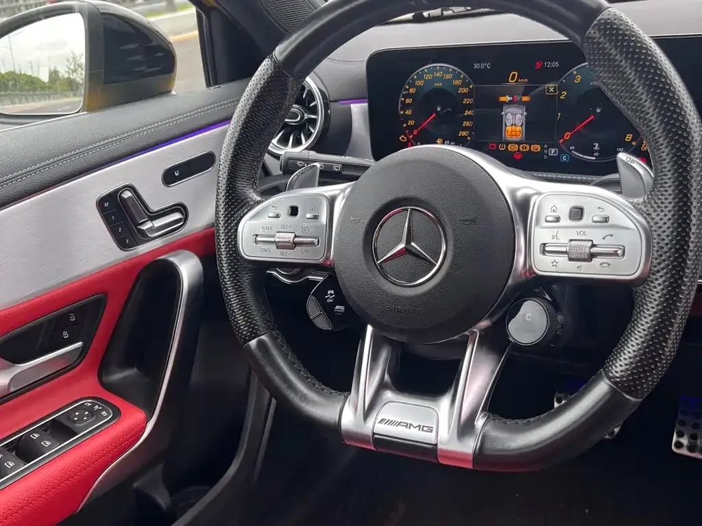 Mercedes-Benz A-Class AMG — фото 4