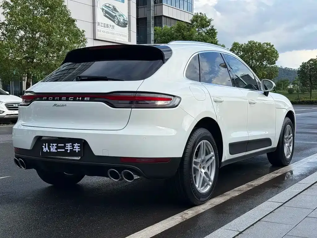 Porsche Macan — фото 9