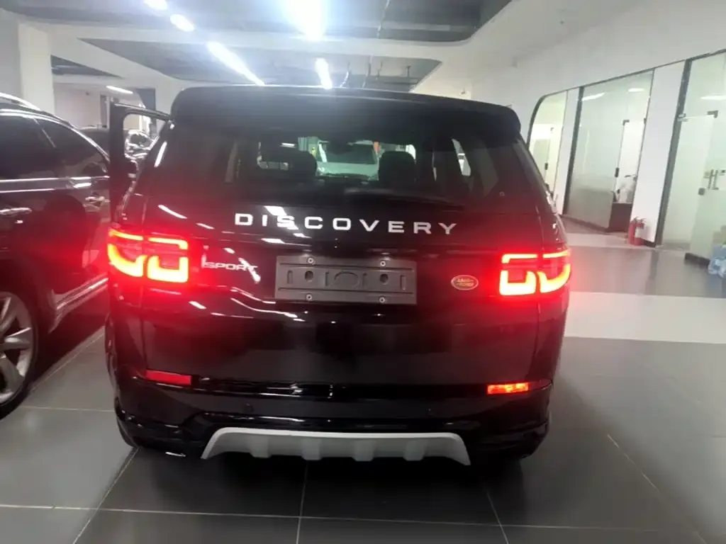 Land Rover Discovery Sport — фото 2