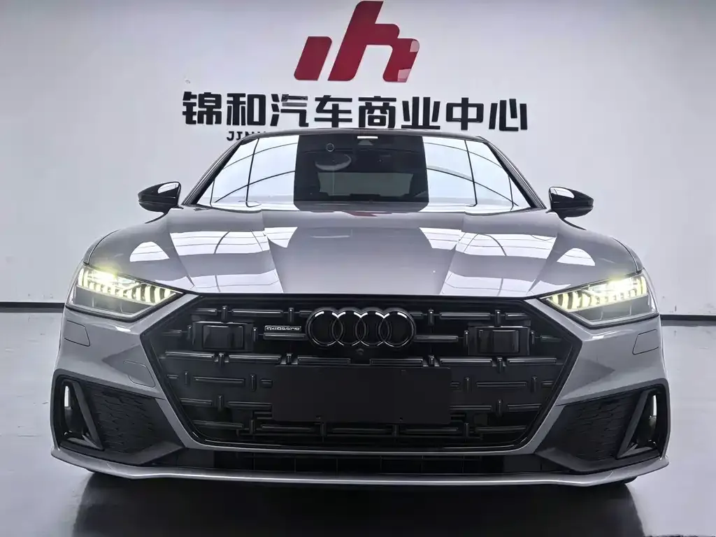 Audi A7L — фото 2