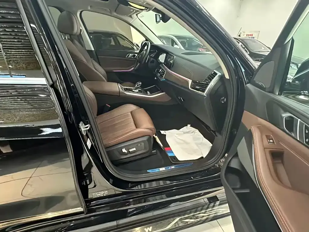 BMW X5 (Import) — фото 7
