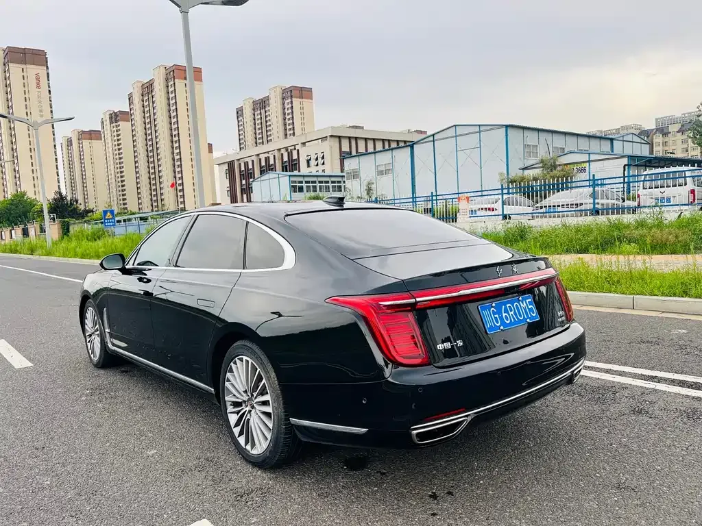 Hongqi H9 — фото 7