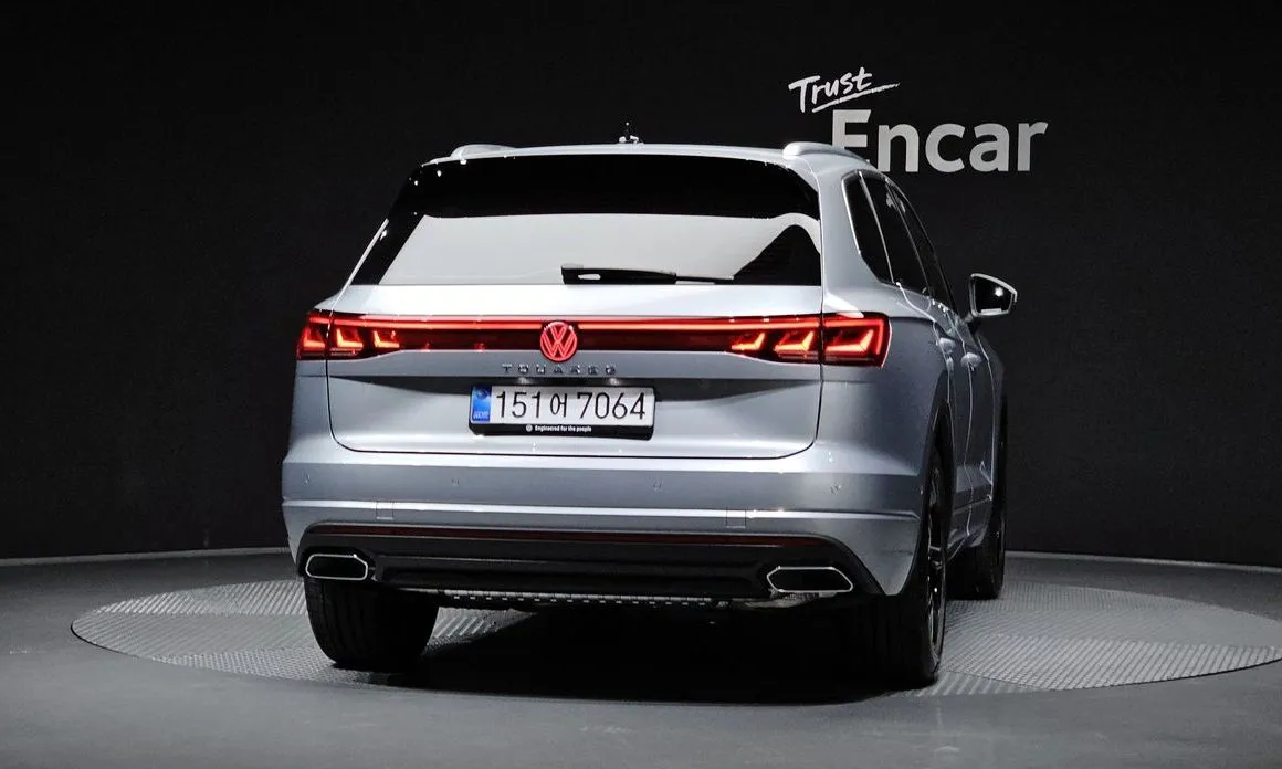 Volkswagen Touareg — фото 4