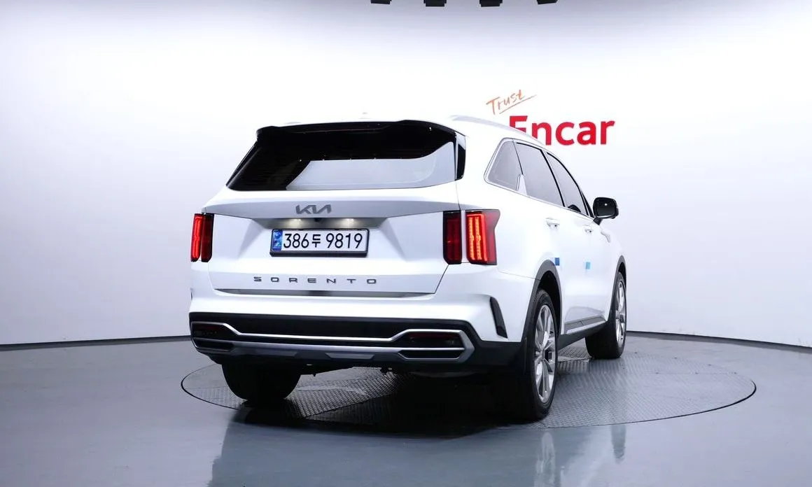 Kia Sorento — фото 3