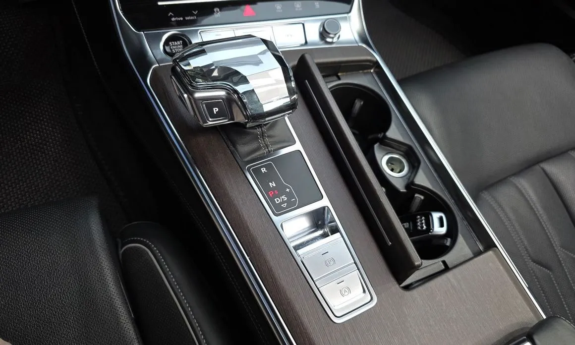 Audi A7 — фото 8