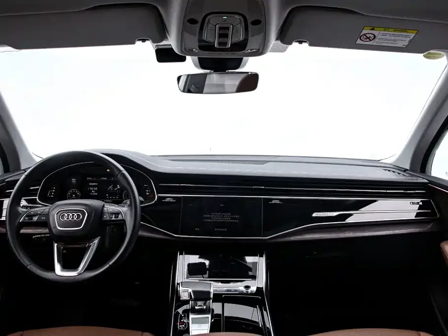 Audi Q7 — фото 3