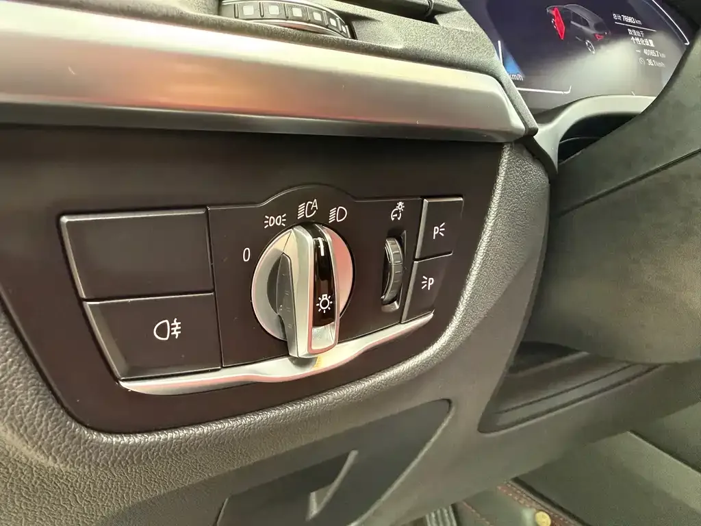 BMW iX3 — фото 2