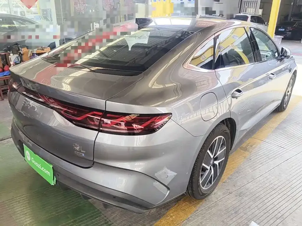 BYD Qin L — фото 10