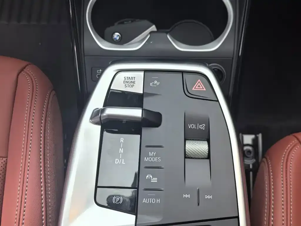 BMW X1 — фото 10