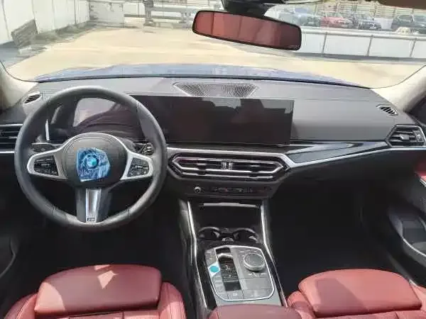 BMW i3 — фото 3