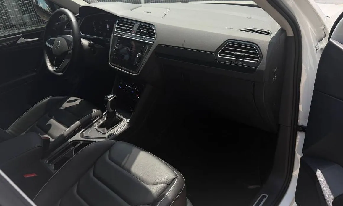 Volkswagen Tiguan — фото 2