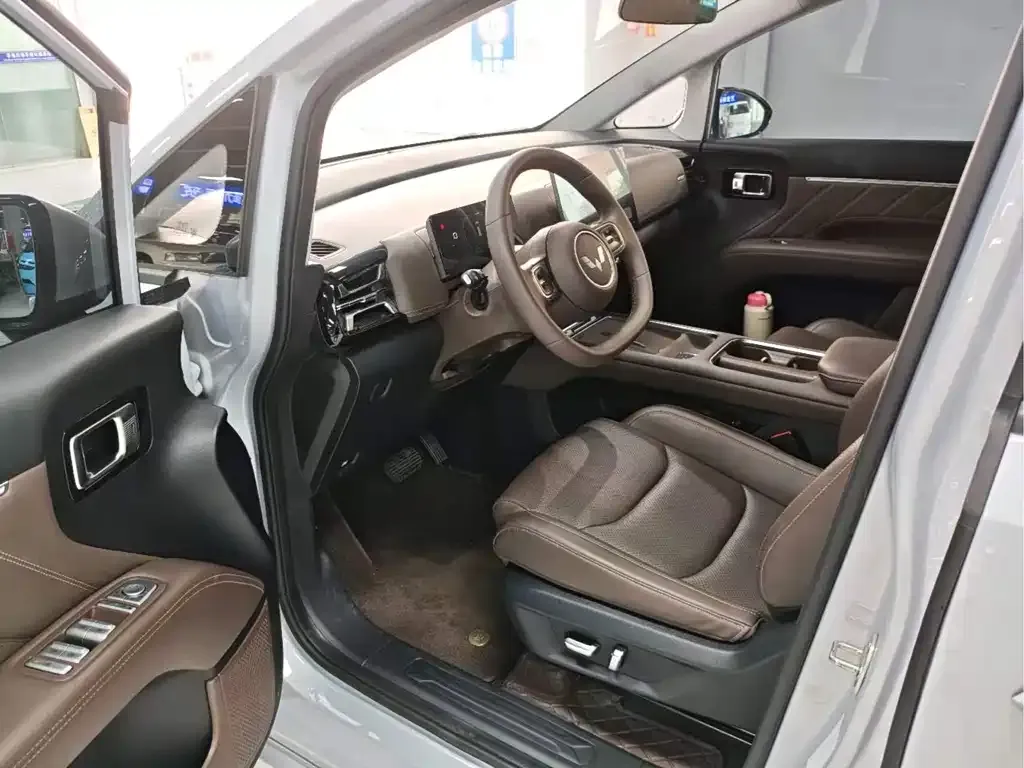 Wuling Xingguang 730 New Energy — фото 9