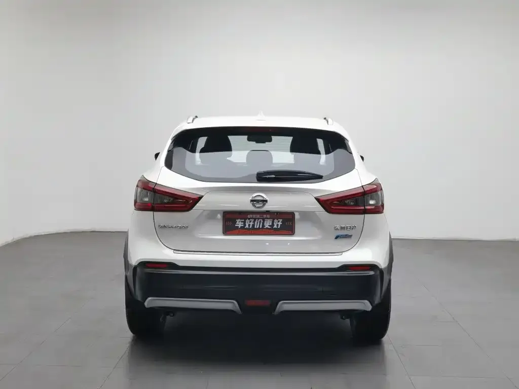 Nissan Qashqai — фото 4