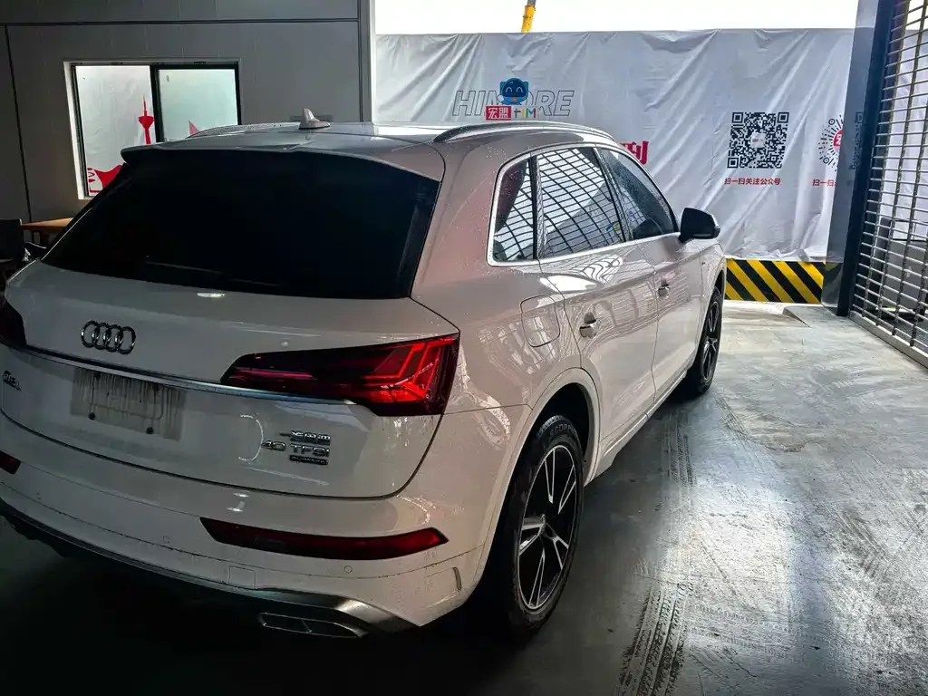 Audi Q5L — фото 4