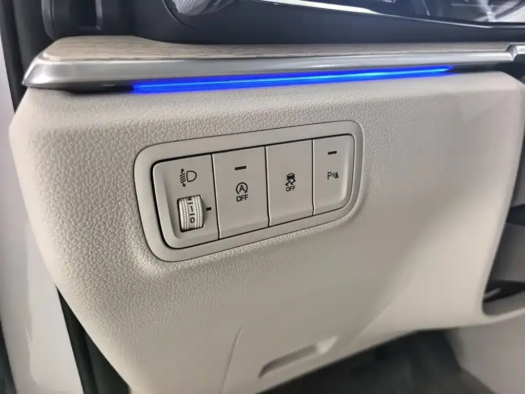 Hyundai Custo — фото 7